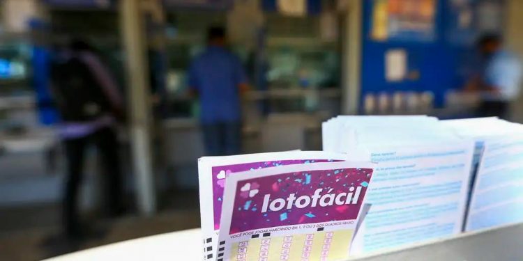 Lotofácil hoje, concurso 3705: Confira o resultado sorteado nesta segunda (8)